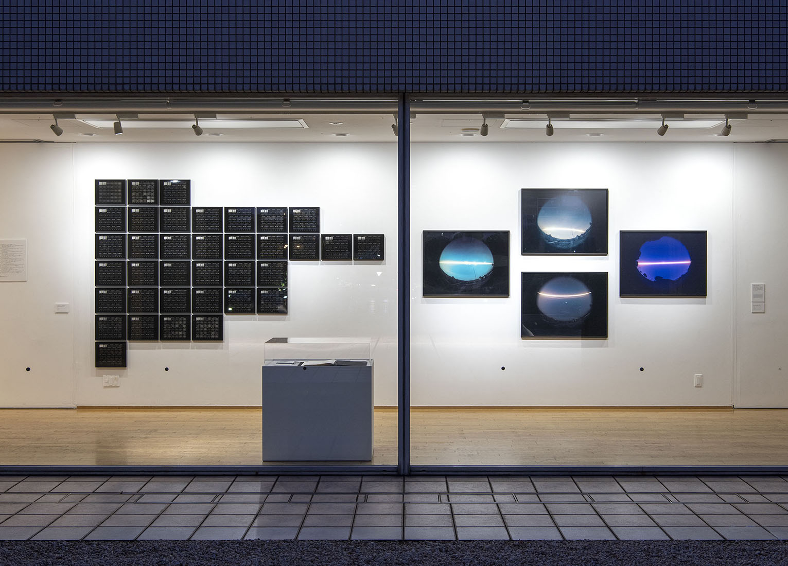 展示風景 野村仁「コスミック・センシビリティー ―太陽・酸素―」|撮影:福永一夫